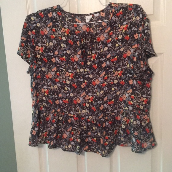 Gap top size L pretty with jeans, pants and skirts - Picture 1 of 2